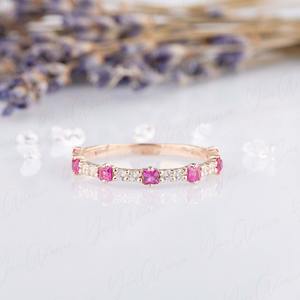 Anillo clásico hecho a mano, joyería de plata 925 sólida para mujer, anillo de estilo bohemio de piedras preciosas de cuarzo rosa de Plata de Ley 925 - Product Image 1