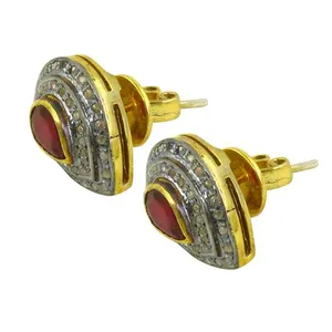Boucles d'oreilles clous tendance plaquées or avec accents de diamants, motif fleur boule, cadeau religieux pour elle, en alliage de cuivre et de laiton - Product Image 3