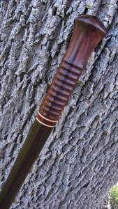 Precio de CAMPING Bastón de madera ajustable con múltiples nudos Bastón de madera fuerte para ancianos por Standard International - Product Image 2