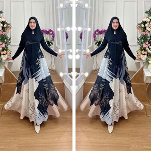 Best Seller Ameera Serenity Bloom elegante conjunto completo de vestido de oración con capucha cuello borla modesto no tejido Indonesia para almas devotas - Product Image 2