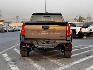 Prêt à être expédié - Toyota Tacoma TRD Pro 4x4, toutes options, titre propre, occasion - Product Image 3