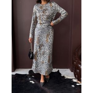 Jupe tendance TOPSHOW à imprimé léopard léger pour femme - Élégance polyvalente jour comme nuit, Vêtements de mode en gros - Product Image 5