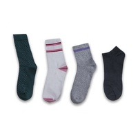 Vente en gros de chaussettes pour hommes, couleur unie, bonneterie respirante, coupe basse, courtes, chaussettes de sport décontractées
