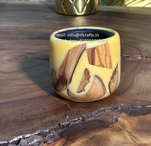 Elegante quemador de incienso Bakhoor de resina para Eid quemador Bakhoor bellamente diseñado con resina personalizada y madera para la decoración de su hogar - Product Image 6