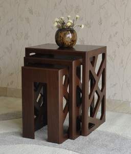 Mesa de nido de madera moderna con acabado limpio, perfecta para decoración de oficina, dormitorio y muebles de salón - Product Image 1