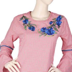 Blusa a cuadros bordada para mujer - Roja - Product Image 4