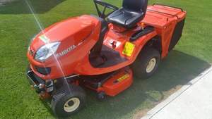 Tondeuses à gazon Kubota GR2120 à vendre - Product Image 2