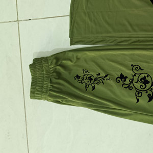 Conjunto de baño con estilo para mujer Bikini Top Bottom & Matching Cover-Up Premium Conjunto de baño para mujer Ropa de playa cómoda y de moda - Product Image 4