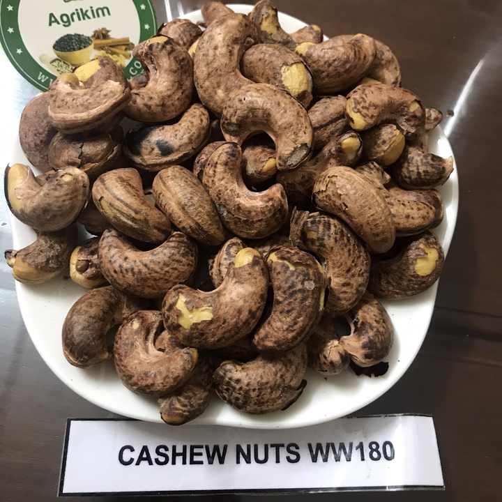WS +84359166896 No1 Quality Roasted Cashew With/Remove Shell Nuts Grilled Roasted Raw Cashew Nut Agrikim Export With Best Price