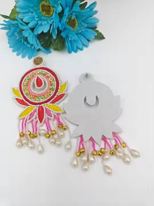 Boucles d'oreilles pendantes tendance vertes avec magnifique broderie, bijoux fantaisie classiques et élégants pour les fêtes, artisanat MD - Product Image 2
