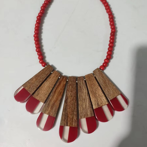 Collar de resina de primera calidad, joyería clásica india con cadena de cuerda, artesanía de Javed Girls fabricada en India - Product Image 1