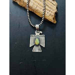 Pendentif Kevin Billah Royston Thunderbird en turquoise et argent sterling avec technologie d'incrustation à sertissage clos - Product Image 1