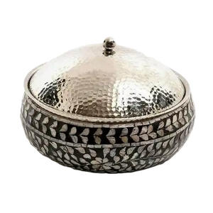 Casserole moderne en acier inoxydable de luxe, de la meilleure qualité, faite à la main, de forme ronde, pour la table, la cuisine, le service - Product Image 4