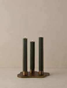 Porte-bougies coniques incurvés minimalistes en noir mat. Élégant et audacieux. Disponible aux prix de gros. - Product Image 3