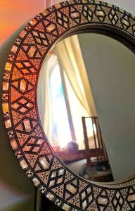 Arabesque <b>Mosaic</b> Round <b>Mirror</b>: Mother of Pearl Inlaid Frame, Antique Style - Product Image 4