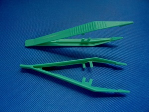 Short Handle <strong>Tweezers</strong> <strong>10cm</strong> Independent Packing Factory Price Plastic Disposable Medical <strong>Tweezers</strong> - Product Image 6