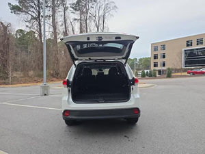 Toyota Highlander XLE 2018 USADO, Motor de Gasolina V6, Tracción Delantera, SUV/Crossover Automático - Product Image 2