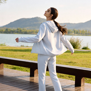 Pantalon de sport long pour femme, coupe régulière, respirant, coupe-vent, séchage rapide, jambe large, avec poche latérale, personnalisable, streetwear, extérieur - Product Image 5