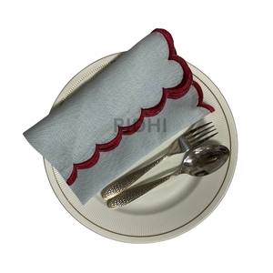 Servilletas de Lino Bordadas a Mano de Alta Calidad al por Mayor, Servilletas de Mesa de Lino con Borde Festoneado, Tamaño Personalizado, para Bodas y Fiestas Rústicas - Product Image 4