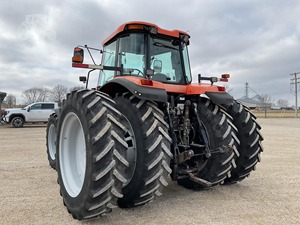 Tractor Agrícola AGCO Directo de Fábrica, 4x4, Diésel, Alto Torque, Maquinaria Agrícola con Funciones Hidráulicas PTO para Trabajo de Campo - Product Image 3
