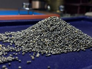 Outils abrasifs Bort HeavyCut Fusion HardRock imprégnés de diamant, segments à matrice métallique, média de sablage, forage géologique, exploitation minière - Product Image 3