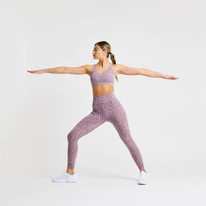 High Quality Women's Yoga Set Lace Trim Seamless Nylon Spandex Polyester Fabric Anti-Bacterial Quick Dry Elastic Waist Athletic - Product Image 4