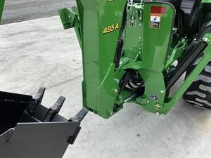 รถแทรกเตอร์จอห์น เดียร์ 4044M ปี 2024 คุณภาพสูง ขับเคลื่อน 4 ล้อ 43 แรงม้า พร้อมรถตักหลังขุดดินที่ดีที่สุดสำหรับการเกษตร ปั๊ม มอเตอร์ เครื่องยนต์ เกียร์ แกนกลาง - Product Image 6