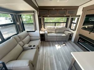 Nouvelle édition 2026 Keystone Cougar Midnight 316RLS - Product Image 6