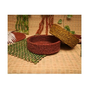 Cesta de hierba Sabai natural con tejido rústico hecho a mano, perfecta para almacenamiento y decoración del hogar, añade encanto a cualquier espacio vital - Product Image 2