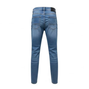 กางเกงยีนส์ผู้ชายผ้าเดนิมผสมสแปนเด็กซ์และผ้าฝ้าย ระบายอากาศได้ดี พิมพ์ลายซิลค์สกรีน ยืดหยุ่น สวมใส่สบาย เหมาะสำหรับใส่ในชีวิตประจำวัน ขายส่งเพื่อการส่งออก - Product Image 3