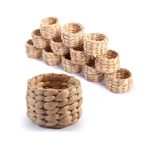 Anneaux de serviette ronds en jacinthe d'eau écologiques tissés à la main, anneaux de serviette de mariage de Noël pour la décoration de table en provenance du Vietnam - Product Image 1