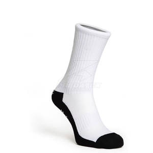 Chaussettes de sport avec conception de logo personnalisé, produits de haut de gamme, service OEM, chaussettes de sport à prix raisonnable pour hommes - Product Image 2