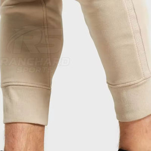 กางเกงวอร์มผู้ชาย ผ้าโพลีเอสเตอร์ผสมคอตตอน แห้งเร็ว สำหรับออกกำลังกาย รับผลิตแบบ OEM กางเกงวอร์มผู้ชาย ผ้าโพลีเอสเตอร์ผสมคอตตอน สำหรับฟิตเนส - Product Image 5