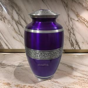 โถบรรจุเถ้ากระดูกทำด้วยมือสำหรับพิธีศพทำจากอลูมิเนียมโลหะสีม่วงสำหรับผู้ใหญ่ - Product Image 1