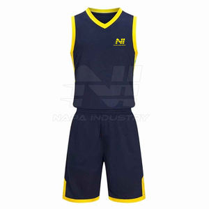 Uniforme de baloncesto de la mejor calidad para hombre transpirable 100% poliéster hecho uniforme de baloncesto hecho en Pakistán - Product Image 1