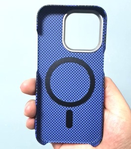 เคสแข็งบางเฉียบ รุ่นปี 2024 สำหรับ iPhone 16 15 14 13 12 Pro Max  วัสดุ PC แม่เหล็ก พร้อมลายคาร์บอนไฟเบอร์อะรามิด - Product Image 6