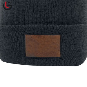 Bonnet d'automne-hiver pour hommes et femmes, bonnet jacquard tricoté à revers et tête de mort, vente en gros - Product Image 5