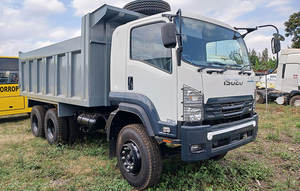 Camion à benne basculante Isuzuu 4/2 6 tonnes IsuzuuFVZ TIPPER 100P KV100 d'occasion disponible - Product Image 3