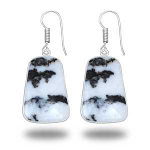 ต่างหูทรงหยดน้ำ ดีไซน์สวย ประดับด้วยพลอยเทอร์ควอยซ์ธรรมชาติ หินประจำเดือนธันวาคม งานแฮนด์เมด ชุบเงินบนทองเหลือง - Product Image 5