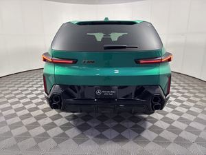 Très bien utilisé 2025 B--M--W XM AWD d'occasion - Product Image 2
