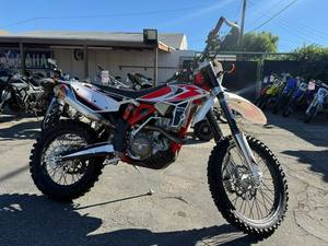 Motocicleta Doble Propósito Nice Brand 2026 Betas 500 RR-S Nueva, Lista para Envío Mundial - Product Image 2