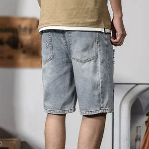 Shorts en jean délavé style streetwear vintage avec broderie logo personnalisée, tricoté respirant, coupe droite décontractée - Product Image 6