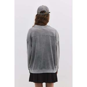 Sudadera Extra Grande de Algodón con Efecto Desgastado - Product Image 5