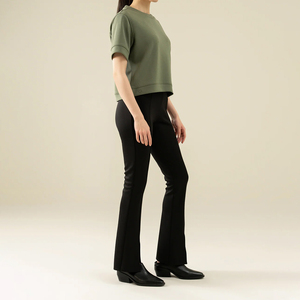 เสื้อยืดครอปสำหรับผู้หญิงเสื้อยืดแห้งเร็วระบายอากาศได้ดีดีไซน์ล่าสุดจากผู้ผลิตปากีสถาน - Product Image 5