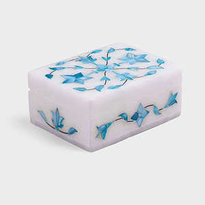 Boîte à bijoux en marbre multicolore artisanale et durable, dimensions 10x4.5x7.5cm, pour le rangement des bijoux - Product Image 1