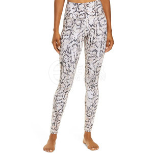 Último modelo Fitness Yoga Wear Medias sin costuras Mujeres Leggings Fabricado en fábrica Señoras Leggings en cantidad a granel - Product Image 2