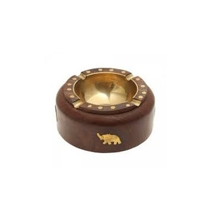 Cenicero de madera de pino hecho a mano de lujo Diseño clásico único con forma personalizada Cenicero de madera elegante hecho a mano - Product Image 6