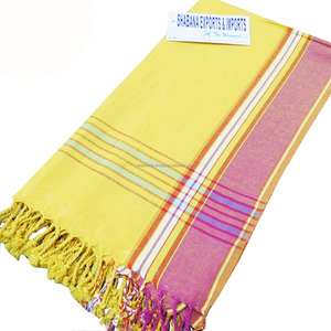 Serviette de golf promotionnelle Kikoy Prix bon marché Différents motifs à rayures Style uni compressé Kenyan Sarong Serviettes de plage fabriquées en Inde - Product Image 5