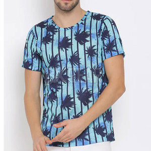 Camiseta cómoda para hombre con estampado de sublimación Diseño de estilo callejero de manga corta para uso diario de verano - Product Image 1