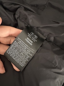 Veste matelassée écologique en polyester/nylon épais pour homme, tendance, col montant, respirante, logo frontal, hiver 2025 - Product Image 5